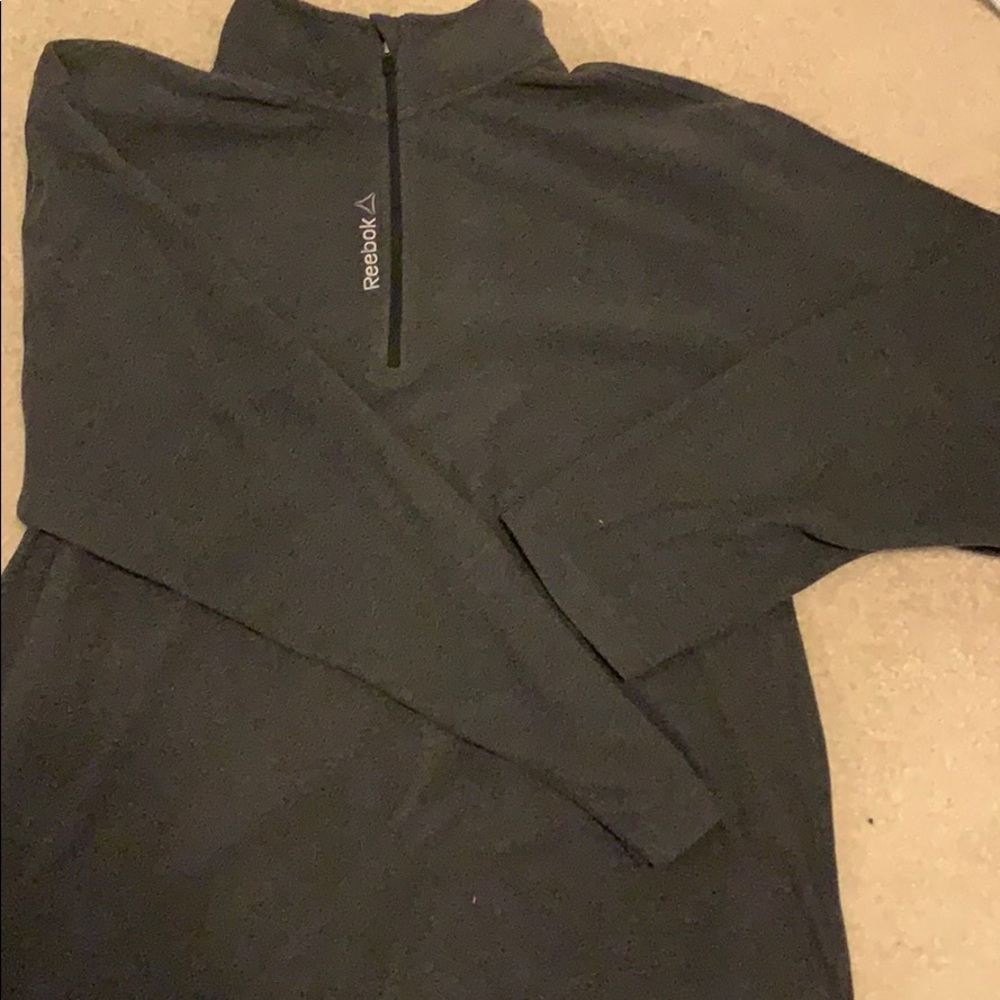 Men’s Reebok Quarter-Zip - Picture 2 of 3